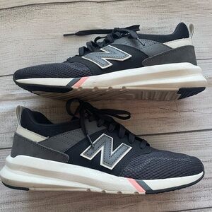 New Balance Women's Black and White Athletic Sneakers